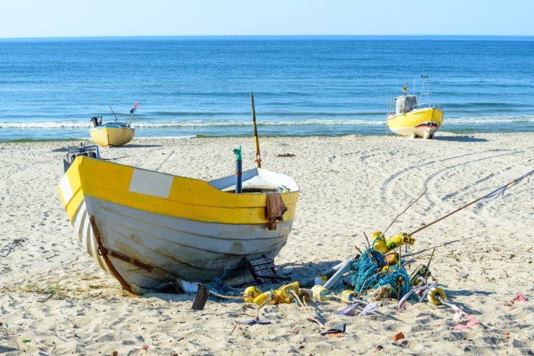 Montaż i uruchomienie systemu grzewczo – chłodniczego dla Zrzeszenia Rybaków Morskich – OP w Krynicy Morskiej