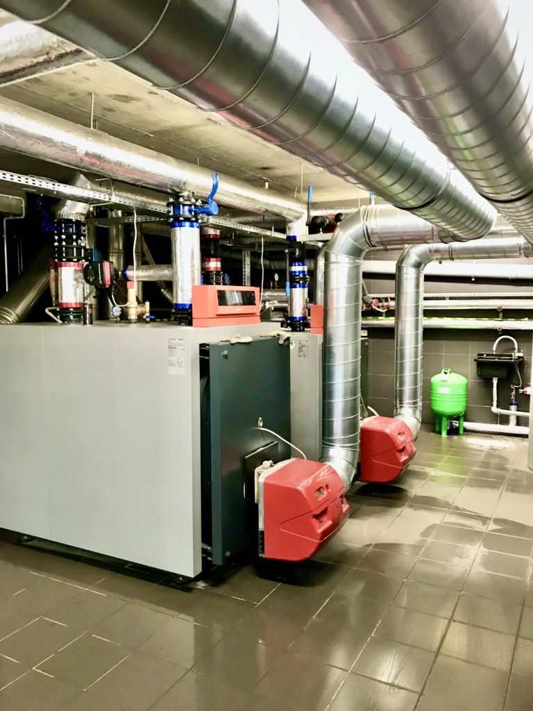 Realizacja – Wykonanie instalacji klimatyzacji oraz modernizacja kotłowni w budynku biurowym ETOS.