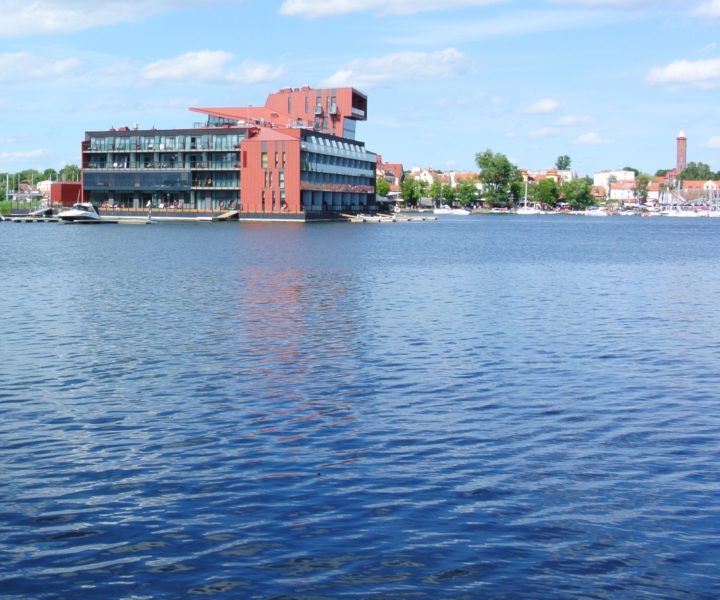 Współpraca przy wykonaniu instalacji grzewczej w Hotelu Mikołajki na Ptasiej Wyspie.